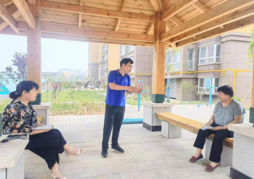 為居民詳細講解電梯安全知識